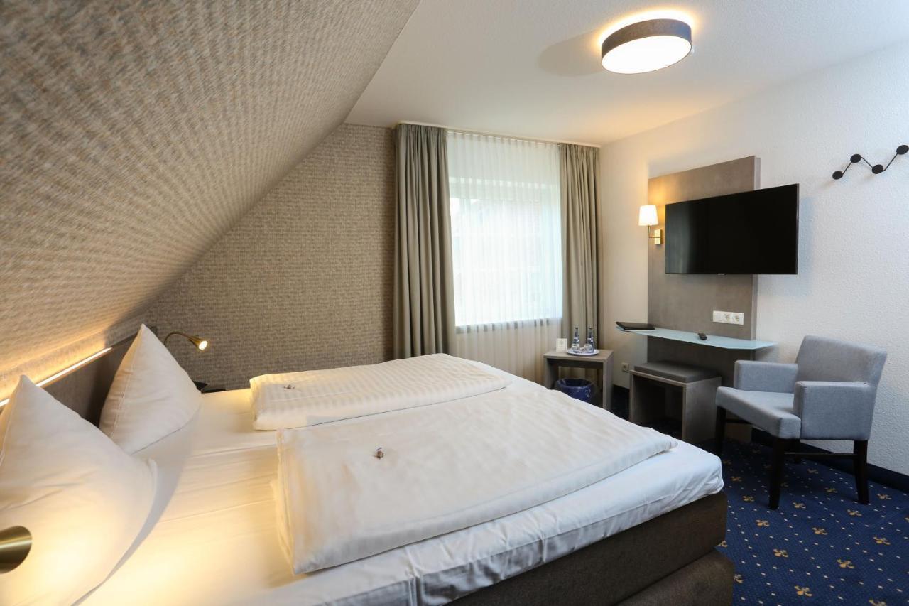 Hotel Zur Linde Kirchlinteln Екстер'єр фото
